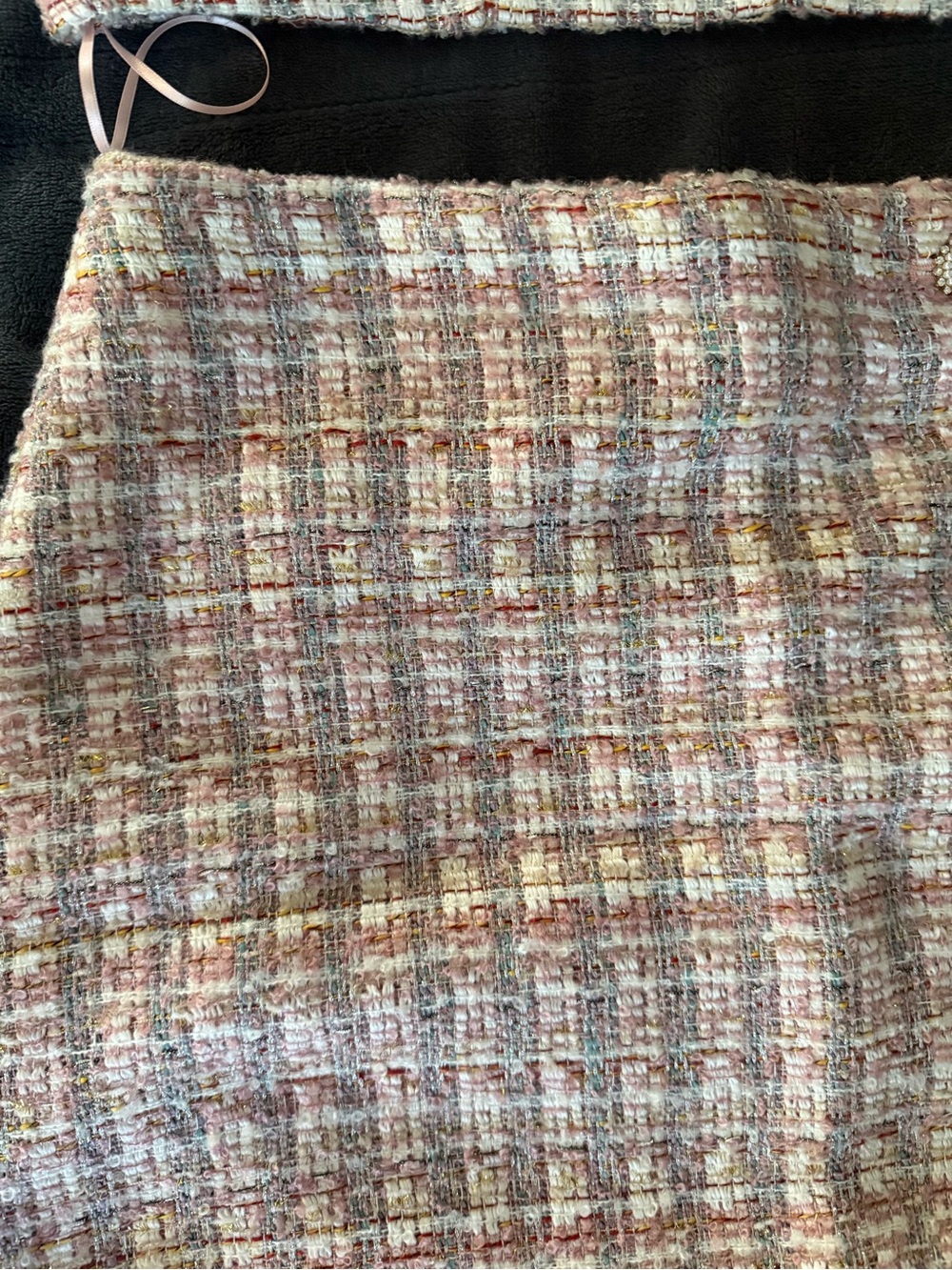 House of Harlow 1960 Pink Tweed Crop Top and Button Front Skirt Set - Picture 4 of 4